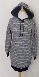 Akini Hooded Sweatshirt Top